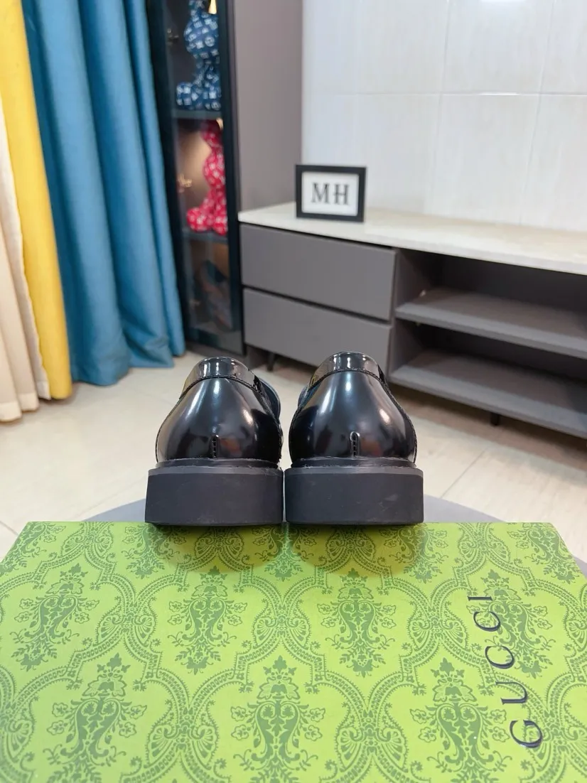 Men's Men's Shoes💰560🌹🌹[GUCCI] Gucci leather shoes are the most popular classic. Synchronized with the official website, the upper is made of Italian first-layer cowhide ➕cowhide lining, with unique brand and unique craftsmanship. Highlighting the hot style of the new year. Stop hesitating, stop wandering, get it now. Number: 38--44
